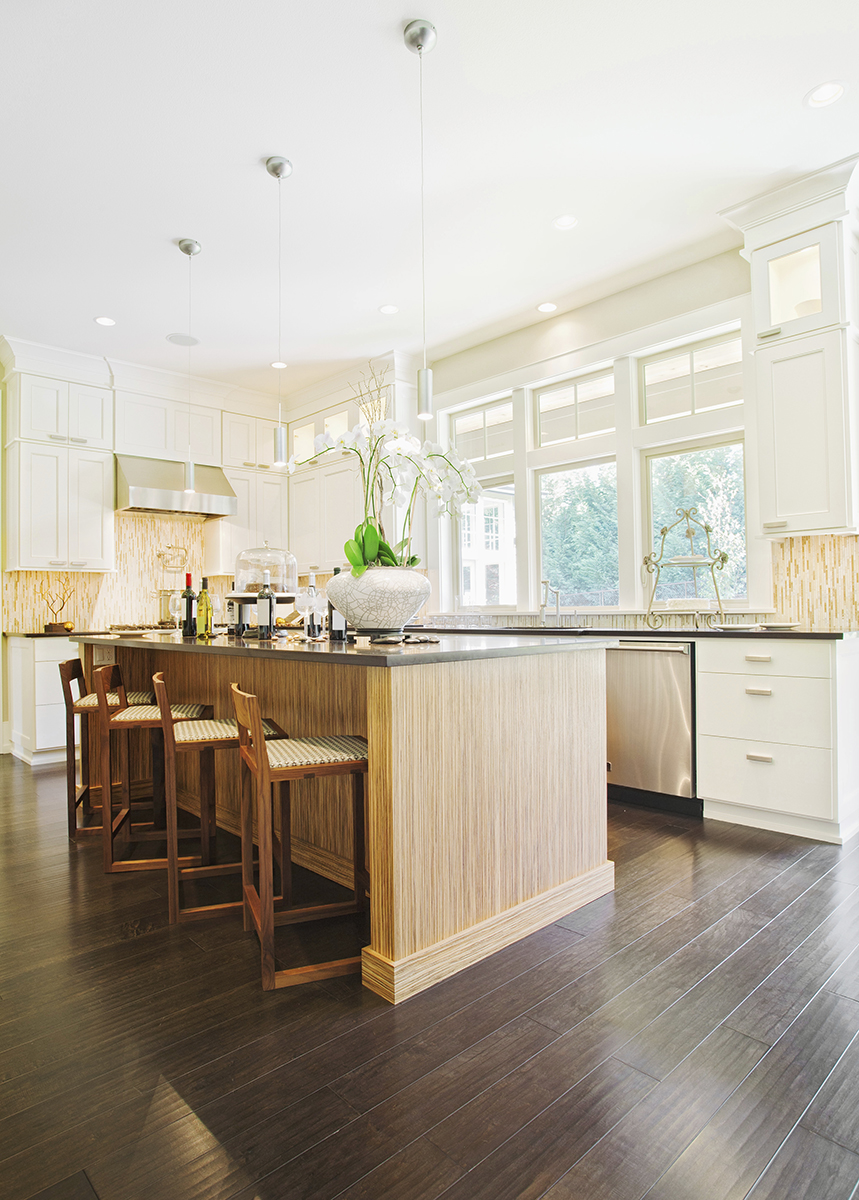 The Timeless Elegance of Wide Plank Hardwood Flooring - Jason Brown